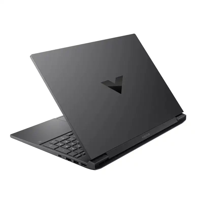 الغطاء الخلفي لجهاز HP Victus 15-fa1082wm بشعار Victus وتصميم المفصلات